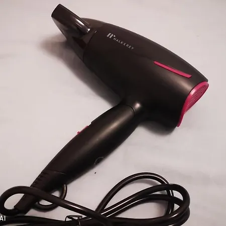 24m2 Au 4eme Etage Ascenseur A Cote De La Gare Sncf * 卢德